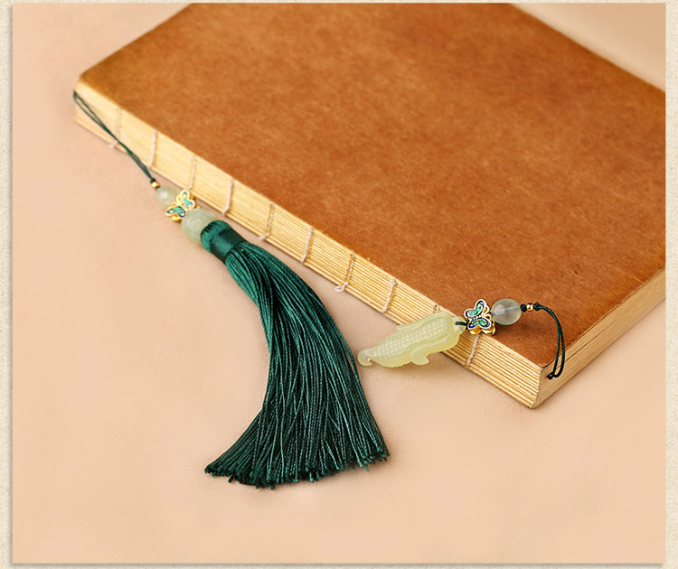 古典文藝清新岫玉流蘇書(shū)簽