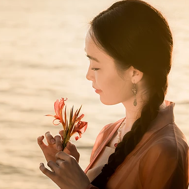 青春陽光少女頭像，唯美古風(fēng)真人頭像