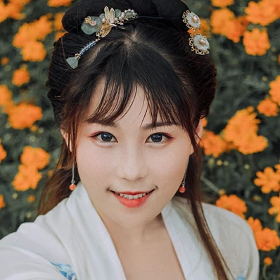 秋菊花香女生頭像，唯美古風(fēng)真人頭像