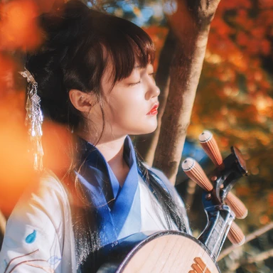 文藝彈琵琶女生頭像，唯美古風(fēng)真人頭像