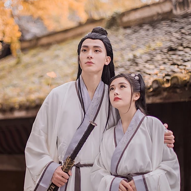 銀杏樹下情侶頭像，唯美古風(fēng)真人頭像