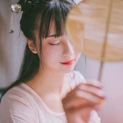 清新文藝女生頭像，唯美古風(fēng)真人頭像