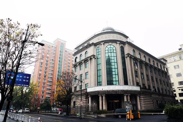 杭州·秀酒店，像上世紀(jì)劇場(chǎng)上演一場(chǎng)故事