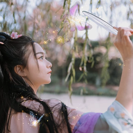 高貴紫衣紅紗帶傘女生頭像，唯美古風(fēng)真人頭像