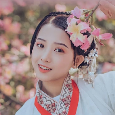 粉色木棉花少女頭像，唯美古風真人頭像