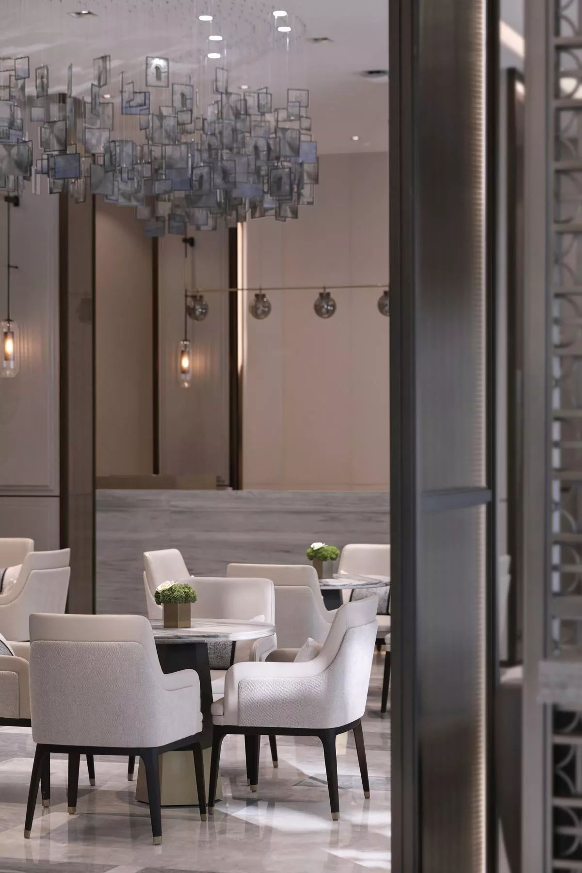 文人風(fēng)尚的新中式裝修設(shè)計(jì)：廣州融創(chuàng)御園