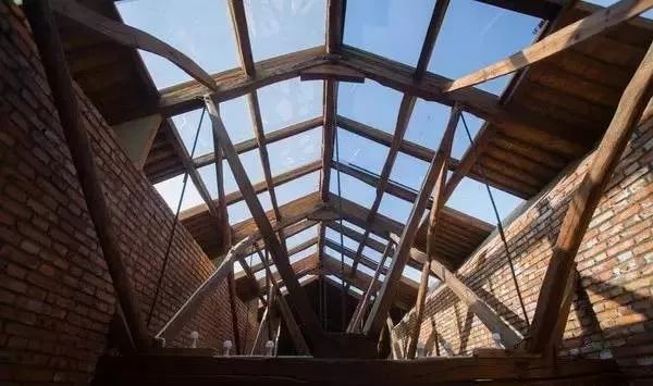 讓時(shí)光和經(jīng)歷變成一本書：中國首家圖書館民宿