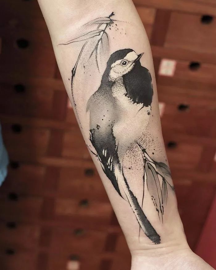 水墨人體彩繪藝術，傳統(tǒng)國畫與時尚刺青的融合