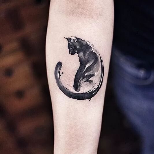 水墨人體彩繪藝術(shù)，傳統(tǒng)國畫與時(shí)尚刺青的融合