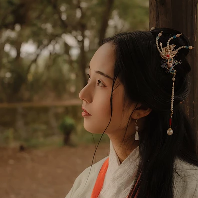 傷感思念帶傘女生頭像，唯美古風(fēng)真人頭像