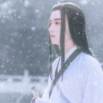 雪景翩翩公子帶折扇頭像，唯美古風(fēng)真人頭像