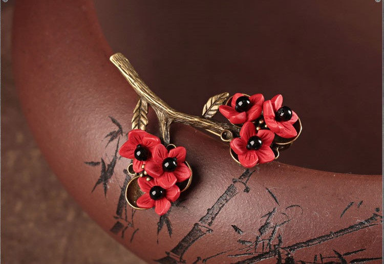 家佳樂文學紅色梅花花朵飾品