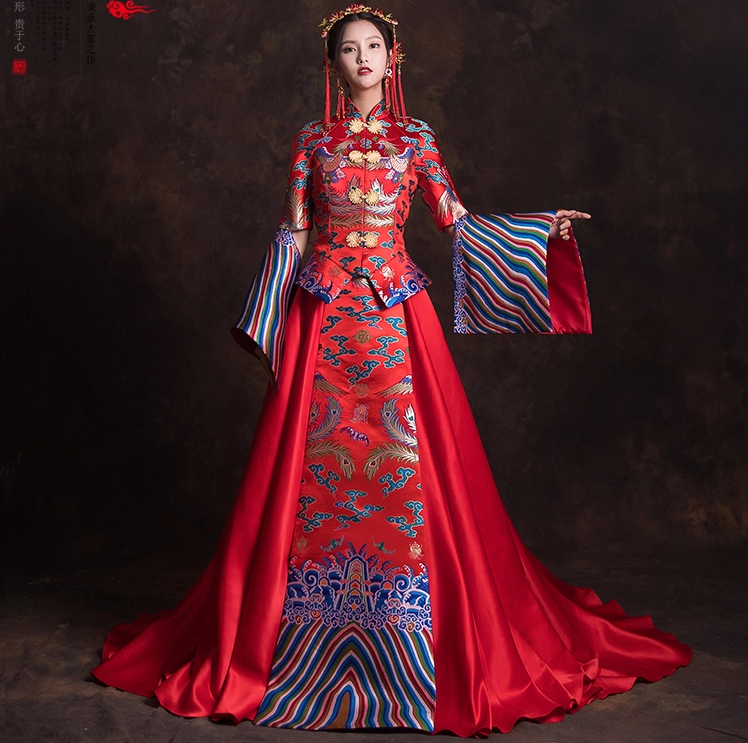創(chuàng)意袖口新娘結(jié)婚禮服，奢華拖尾中式禮服