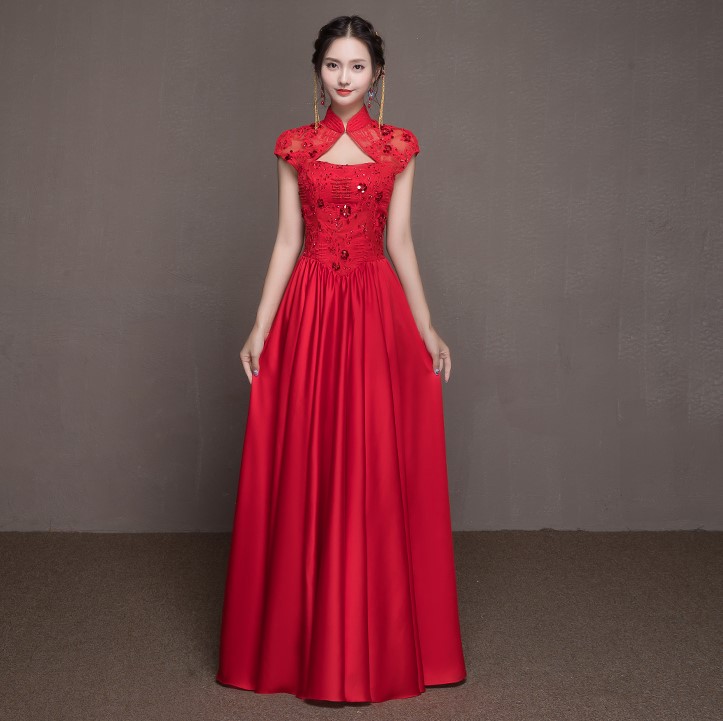 喜結(jié)良緣中式禮服，唯美性感珠花晚禮服