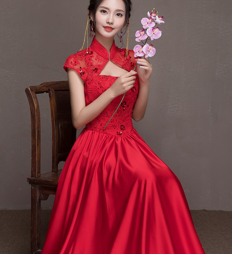 喜結(jié)良緣中式禮服，唯美性感珠花晚禮服