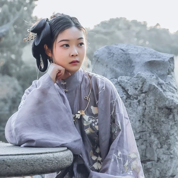 素雅灰色漢服女生頭像，唯美古風(fēng)真人頭像