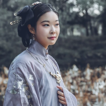 素雅灰色漢服女生頭像，唯美古風(fēng)真人頭像