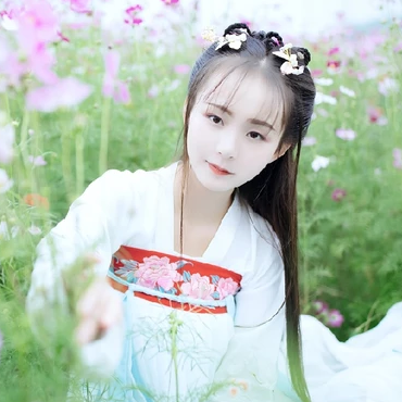 小清新花朵帶團(tuán)扇女生頭像，唯美古風(fēng)真人頭像