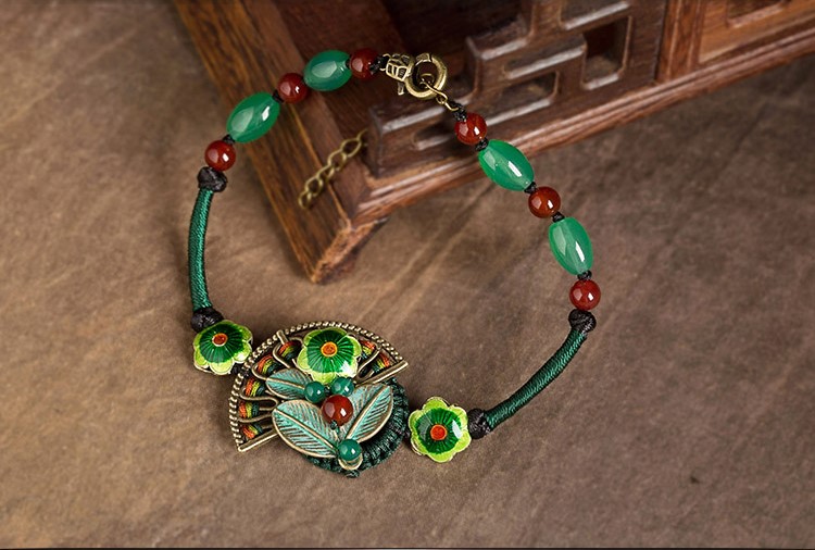 煙翠古韻腳鏈：復古綠葉扇形吊墜腳鏈