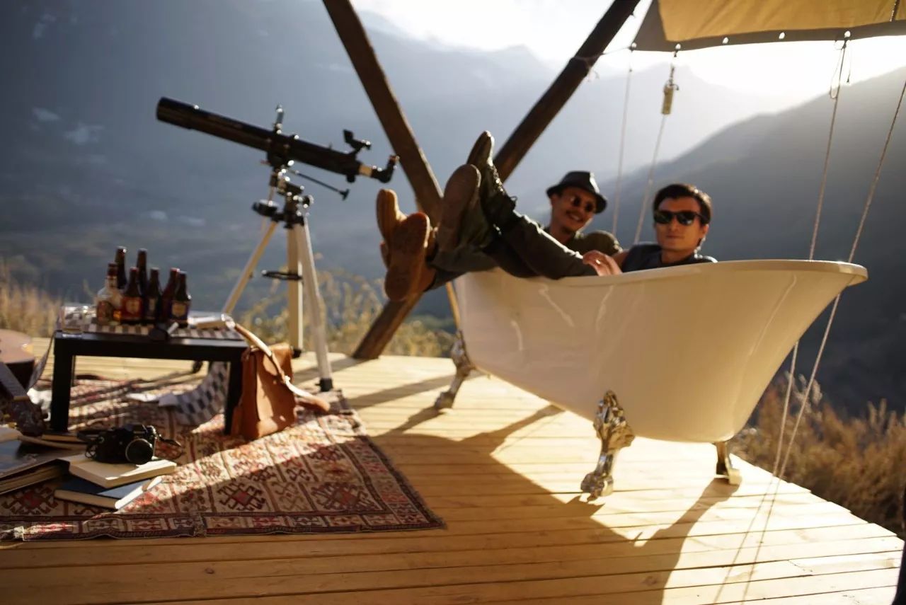 云階·格蘭平營地，踩著云一步步登上哈巴雪山