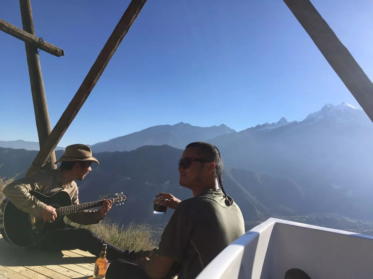 云階·格蘭平營地，踩著云一步步登上哈巴雪山