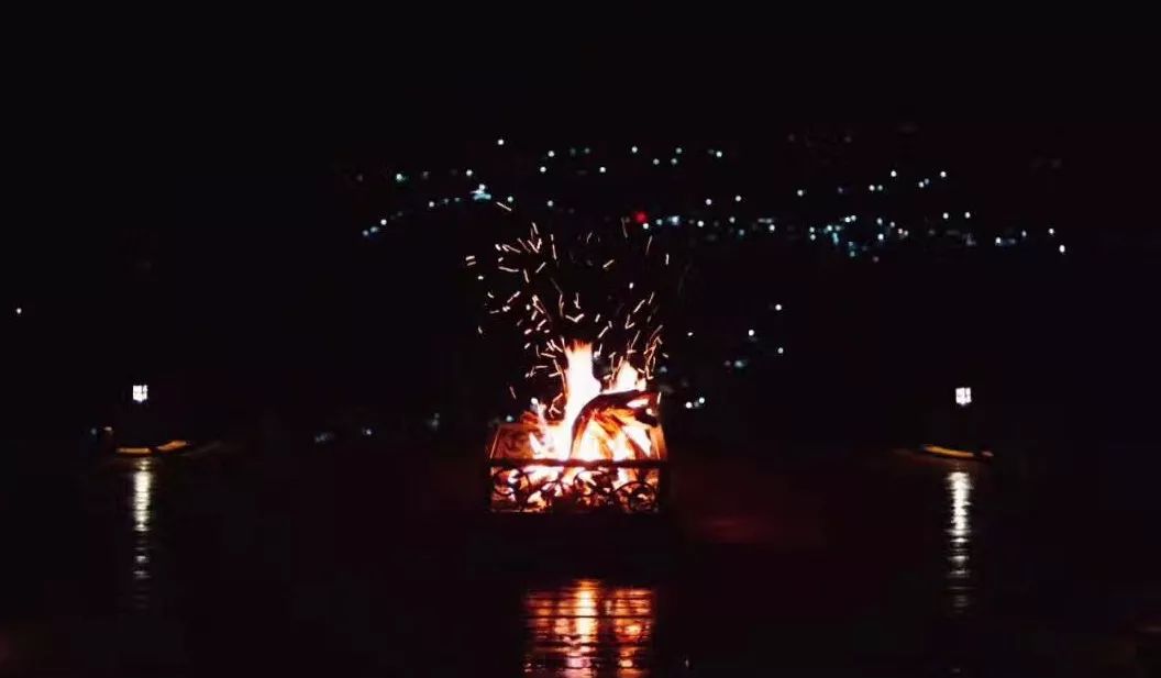 云階·格蘭平營地，踩著云一步步登上哈巴雪山