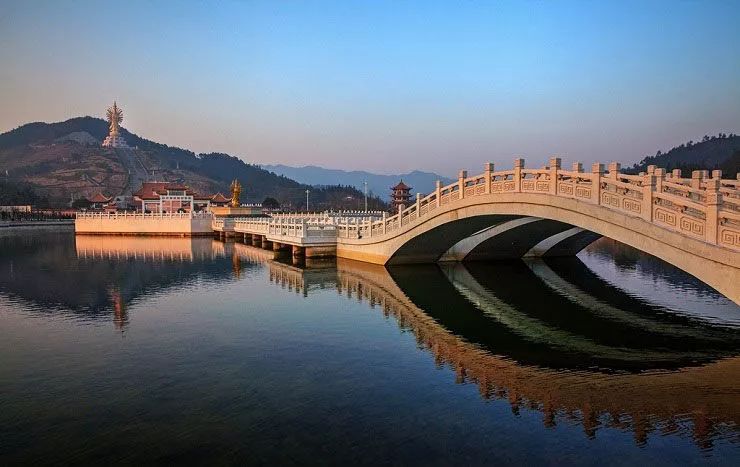 寧鄉(xiāng)·麥吉，打造成一家「中國城市特色+人文品