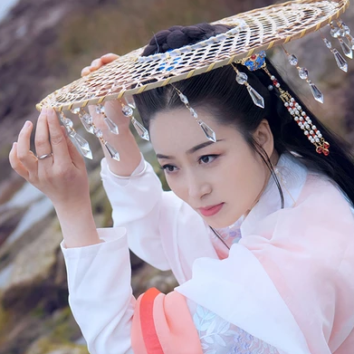 珠簾斗笠女生頭像，唯美古風真人頭像