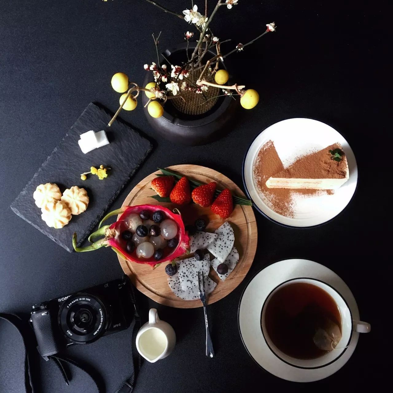 路之青城，在應(yīng)該努力的年紀(jì)留下精彩的痕跡！