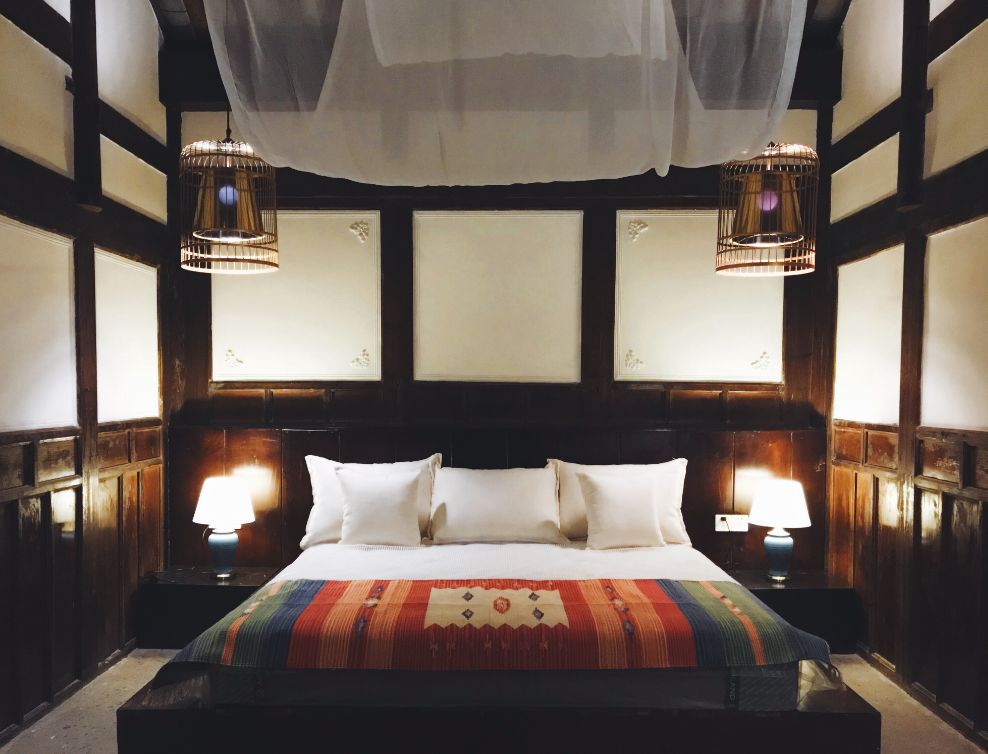 路之青城，在應(yīng)該努力的年紀(jì)留下精彩的痕跡！