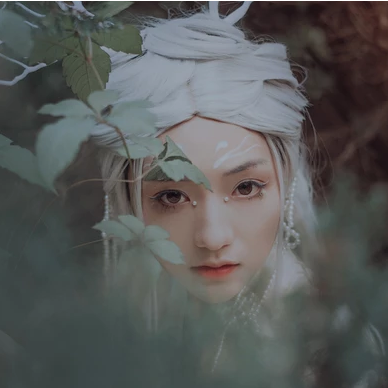 森林精靈文藝女生頭像，唯美古風真人頭像
