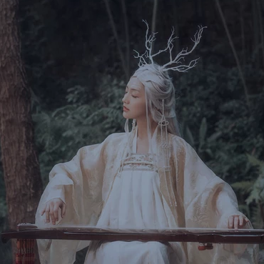 森林精靈文藝女生頭像，唯美古風真人頭像