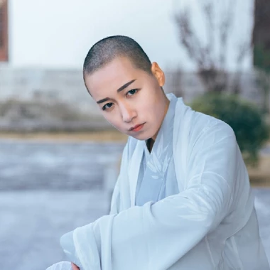 少林兵器光頭頭像，唯美古風(fēng)真人頭像