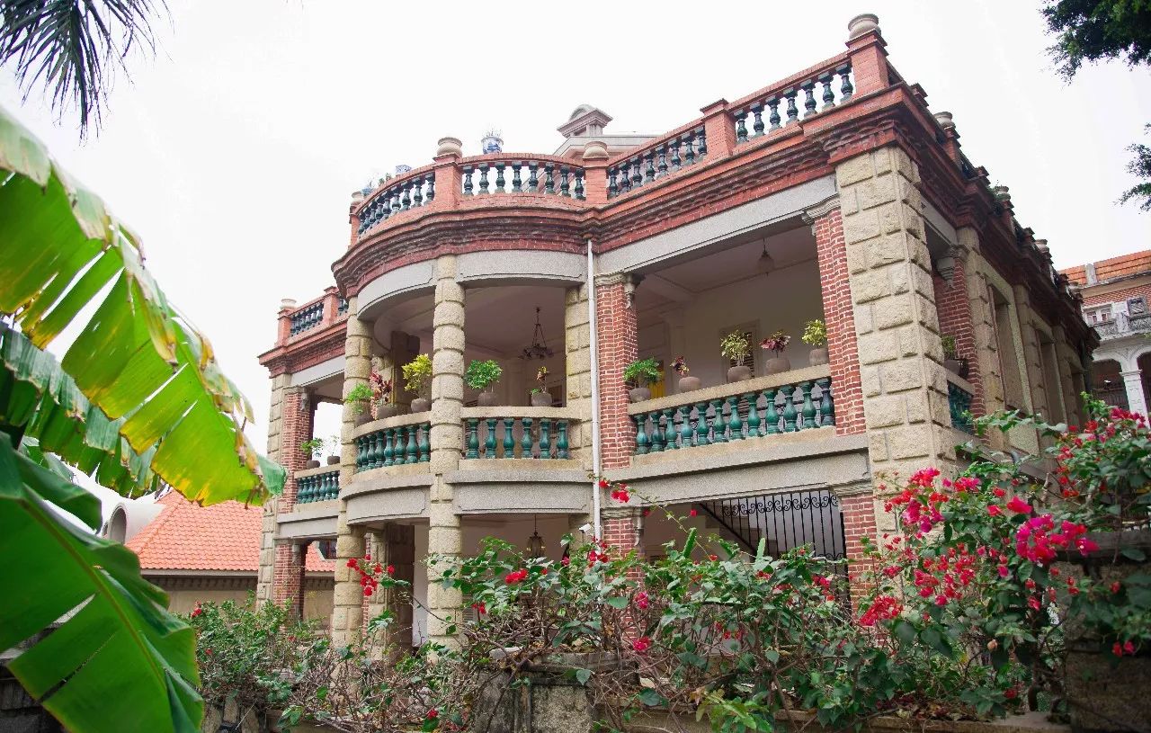 廈門(mén)·春草芬芳，體驗(yàn)面朝大海沐浴星辰的愜意芬