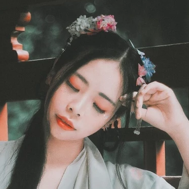 清新淡雅帶傘女生頭像，唯美古風真人頭像