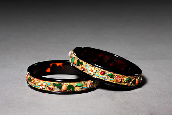 超時(shí)尚的清朝珠寶首飾，這股潮范怎么比？