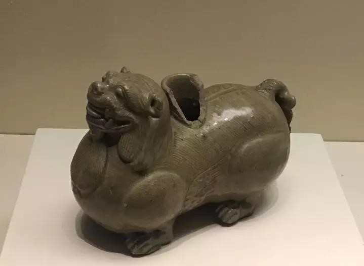 六朝青瓷：中國(guó)陶瓷史，一部青瓷史!