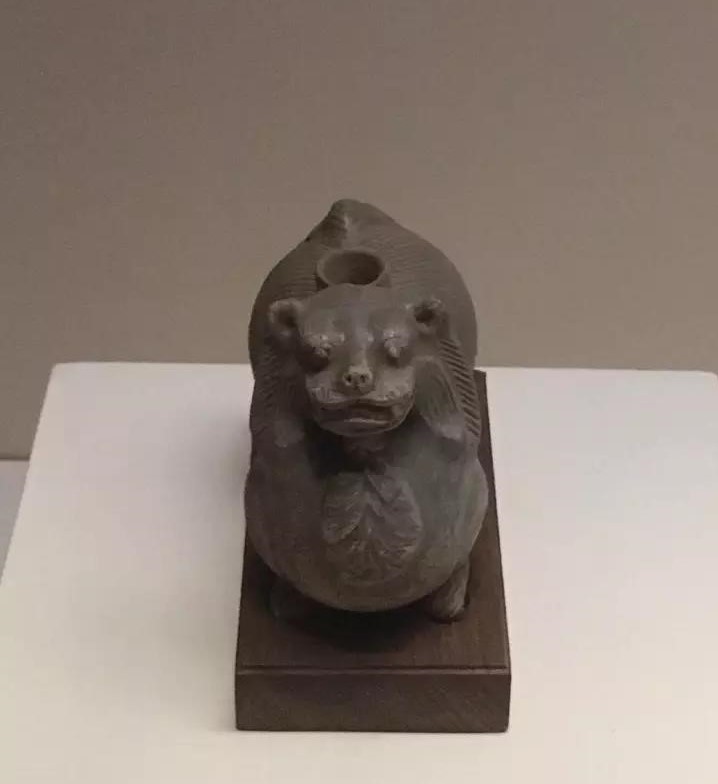 六朝青瓷：中國陶瓷史，一部青瓷史!