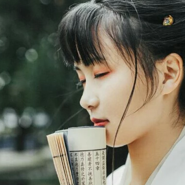 淡雅清新文藝帶團(tuán)扇女生頭像，唯美古風(fēng)頭像