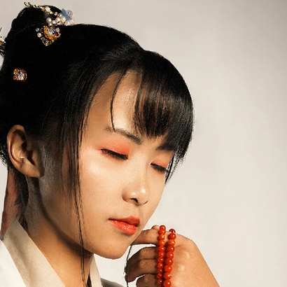 淡雅清新文藝帶團(tuán)扇女生頭像，唯美古風(fēng)頭像