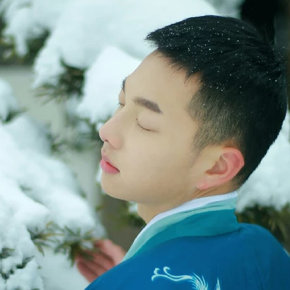 雪地禪意男生頭像，唯美古風(fēng)真人頭像
