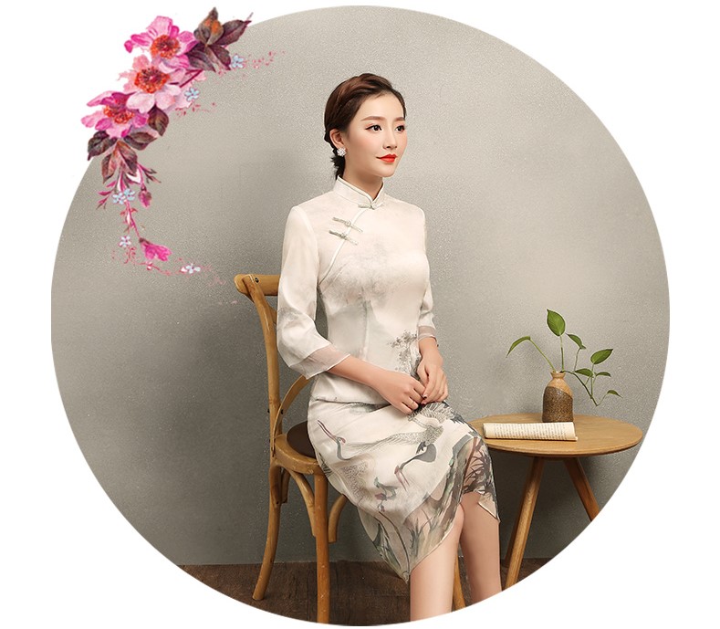 復(fù)古飛鶴旗袍，淡雅中袖中式旗袍裙