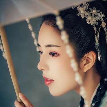 素雅笠紗女生頭像，唯美古風(fēng)真人頭像