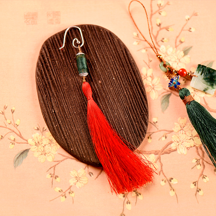 瑪瑙紅流蘇氣質(zhì)耳環(huán)，古風(fēng)本命年耳環(huán)首飾