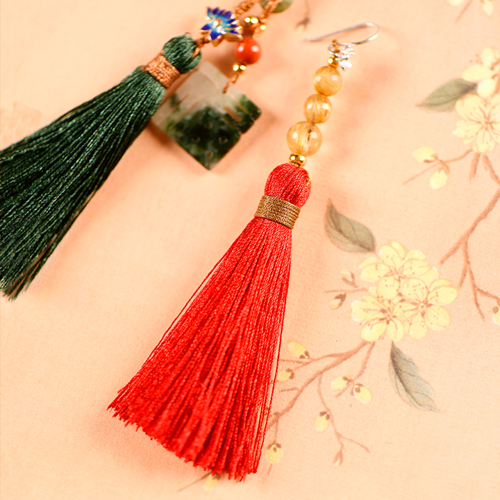 正紅流蘇氣質(zhì)耳環(huán)，天然發(fā)晶耳環(huán)首飾