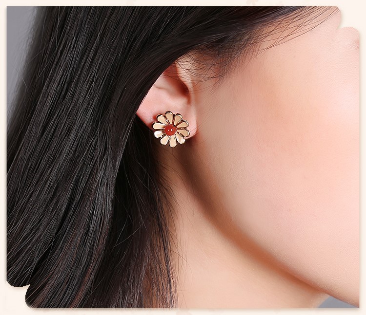 復(fù)古風(fēng)花朵小巧耳釘，簡約時尚瑪瑙耳釘首飾