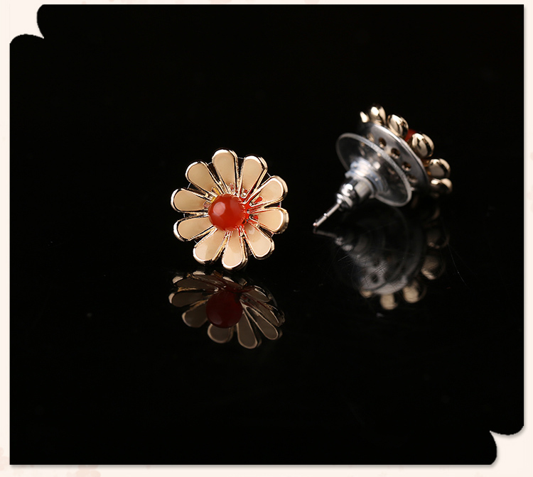 復(fù)古風(fēng)花朵小巧耳釘，簡約時尚瑪瑙耳釘首飾