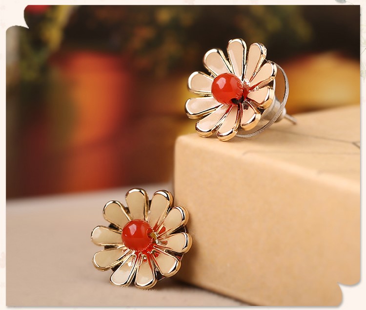 復(fù)古風(fēng)花朵小巧耳釘，簡約時尚瑪瑙耳釘首飾
