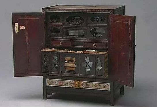 古代“博古架”藏寶貝，精美絕倫多寶格！