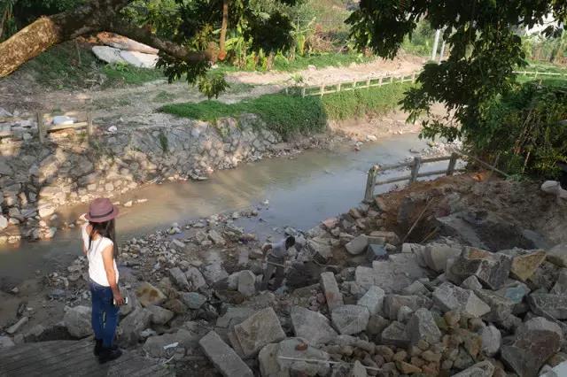 古山重水云間，細(xì)水長流吸引你